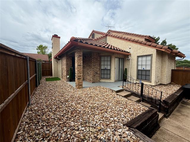 Building Photo - 6505 Hickock Dr