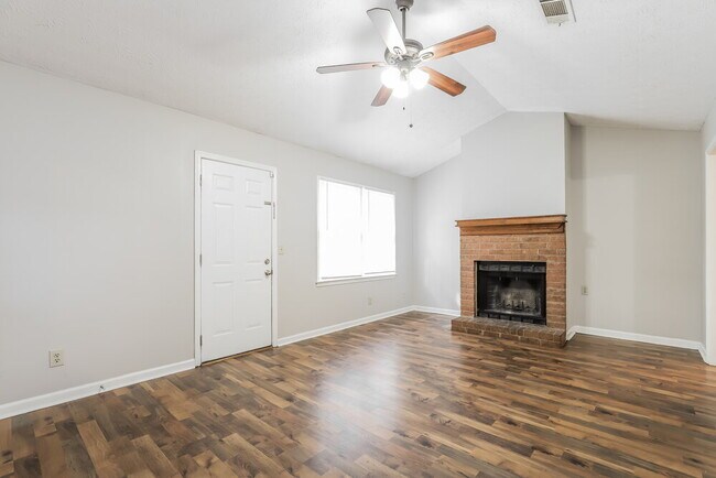 Foto del edificio - 1110 Monfort Rd