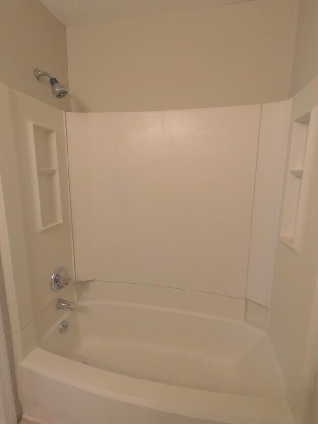 Foto del edificio - 309 Valley Crest Dr