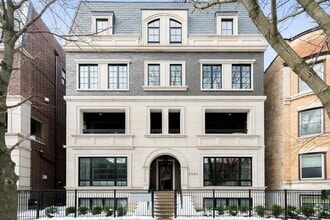 Building Photo - 2020 N Howe St