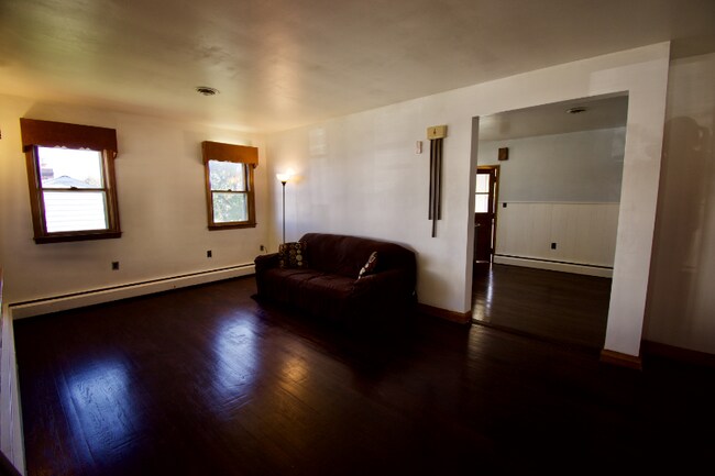 Foto del edificio - 1241 Locust Ave
