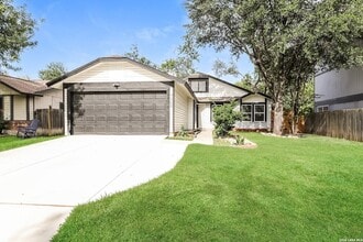 Building Photo - 362 Cypressway Dr