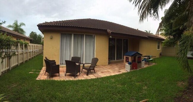 Foto del edificio - 2349 SW 148th Ct