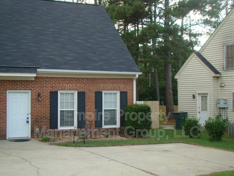 1607 Willowby St, Columbia, SC 29223 Condo for Rent in Columbia, SC