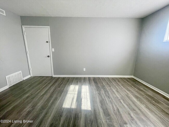 Building Photo - 3409 Prestwood Dr