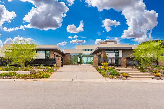 Foto del edificio - 12 Rainbow Point Pl