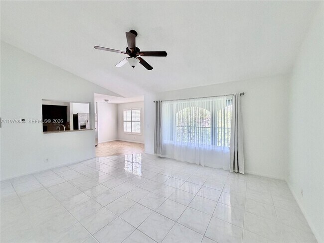 Foto del edificio - 815 Boynton Beach Blvd