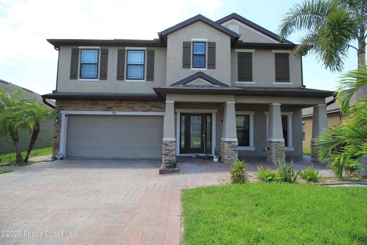 Foto principal - 824 Musgrass Cir