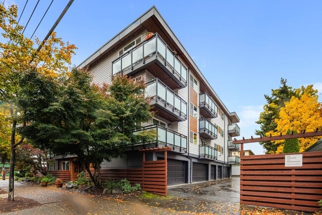 Photo - 7501 Greenwood Ave N Apartment