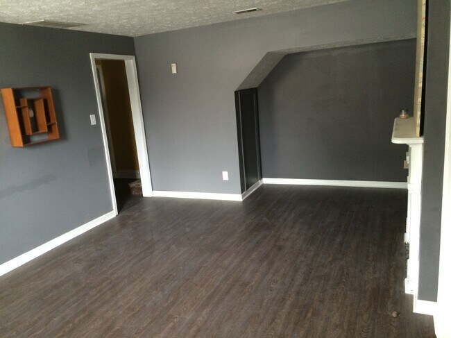Foto del edificio - 319 S. Wenzel St.