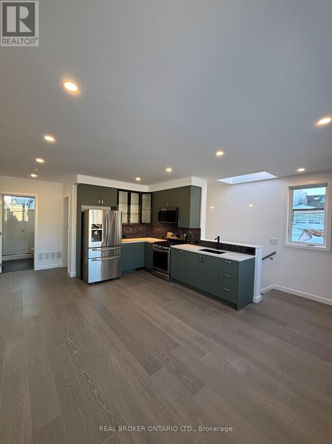 Building Photo - 395 Delaware Ave