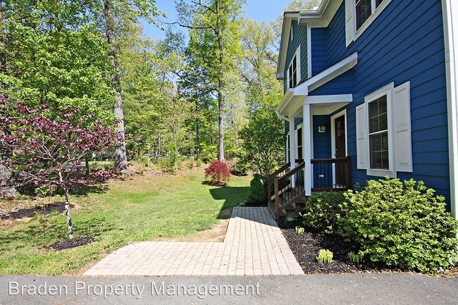 Building Photo - 3 br, 2.5 bath House - 420 Woodhaven Court