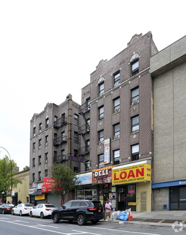 Building Photo - 2558 Grand Concourse