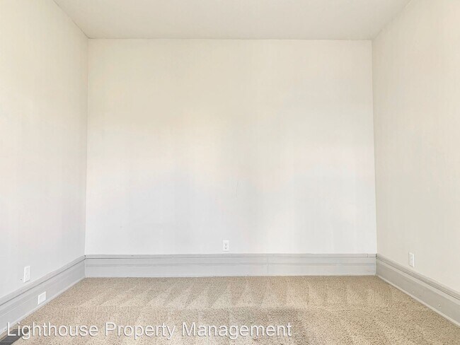 Building Photo - 2 br, 1 bath House - 118 E. Court St