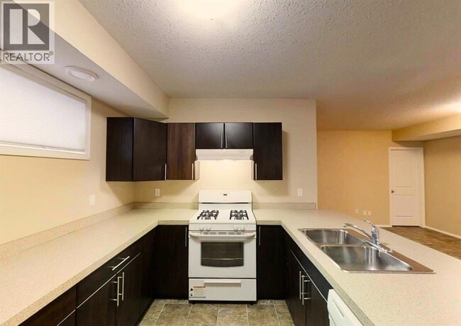 Photo du bâtiment - 11203-11298 98 St