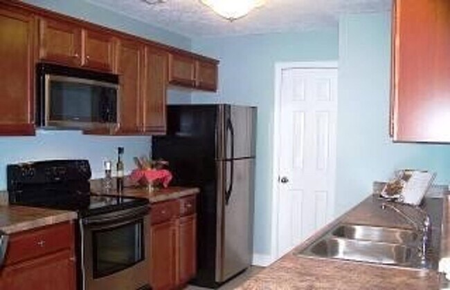 Building Photo - 3BR, 2BA Condo in Cornerstone