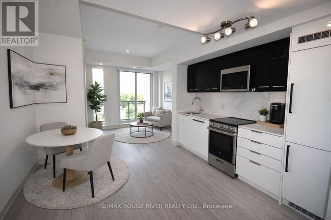 Building Photo - 90 Glen Everest Rd