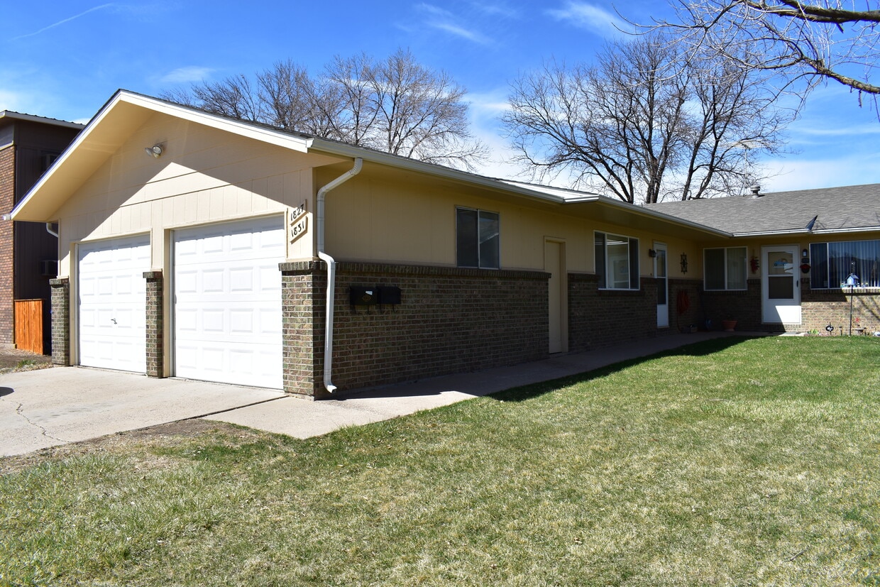 Duplex - 1827 E 16th St