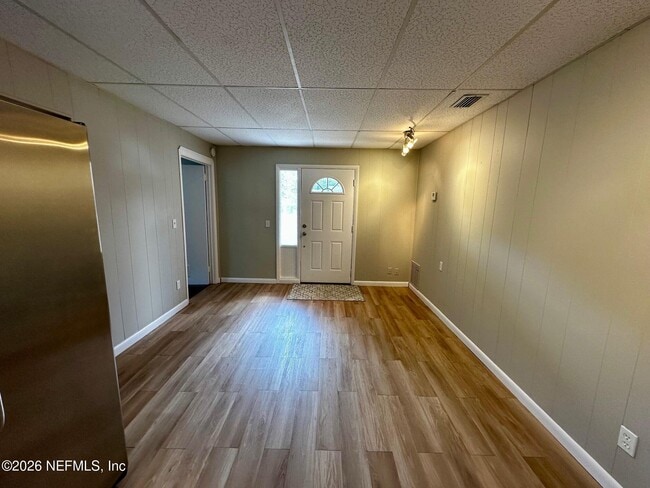 Building Photo - 2514 Peach Dr