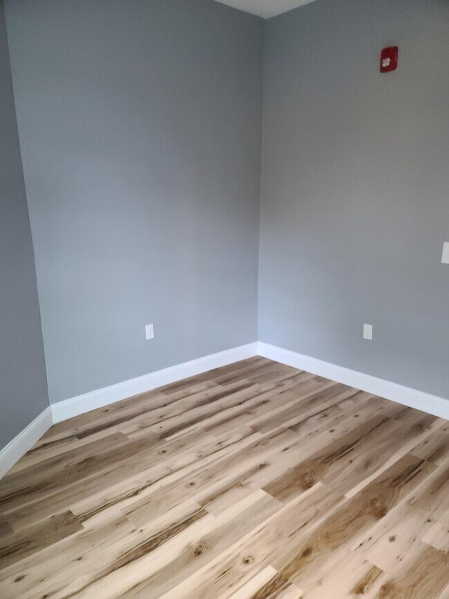 Building Photo - 137 Washington Street, Unit 1R