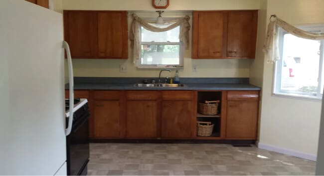 Building Photo - 1441 N Genoa Clay Center Rd