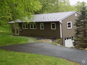 Building Photo - 12 Fogarty Ln