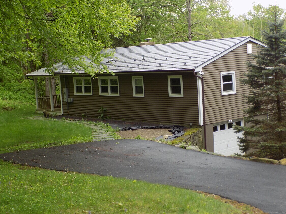 Foto principal - 12 Fogarty Ln