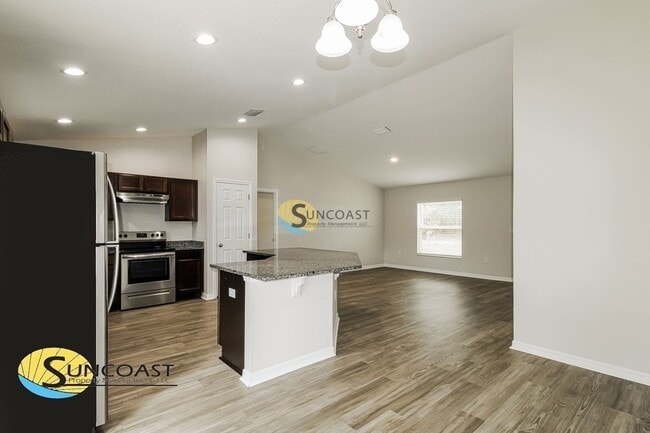 Building Photo - 7893 N Jamaica Dr