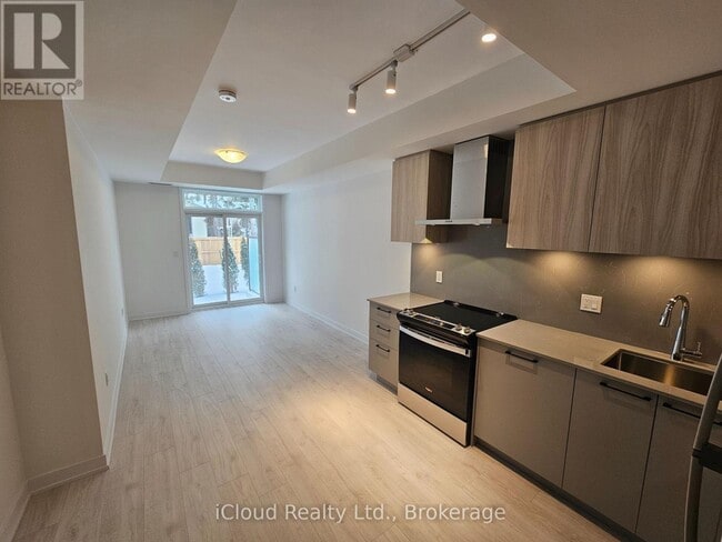 Building Photo - 496 Plains Rd E