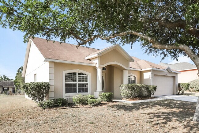 Foto del edificio - 3460 Stoneway Dr