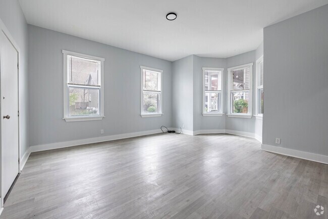 2 habitaciones, 1 baño - 800 pies cuadrados - Sala de estar - 3655 Besuden Ct