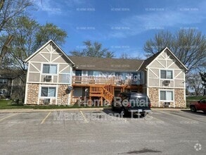 Building Photo - 561 N Somerset Terrace
