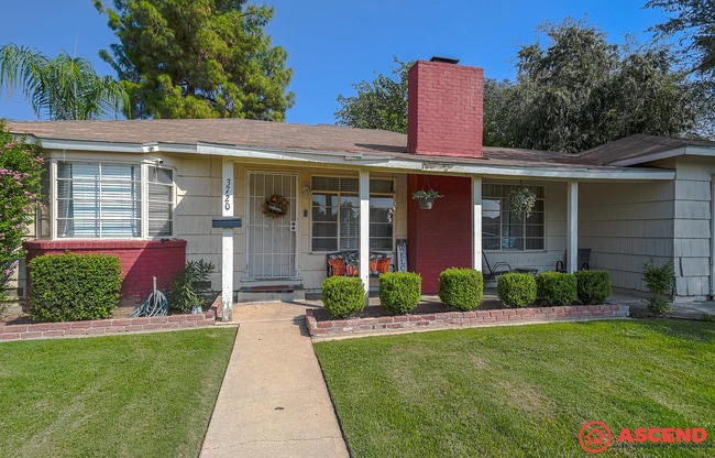 Building Photo - 3720 Apache Ave