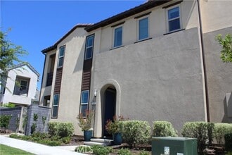 Building Photo - 809 Sunrise Rd