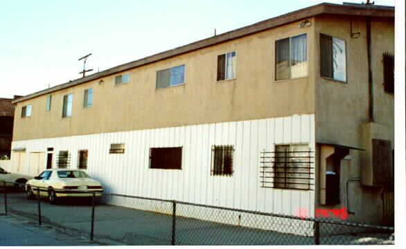 Primary Photo - 2100 Park Grove Av
