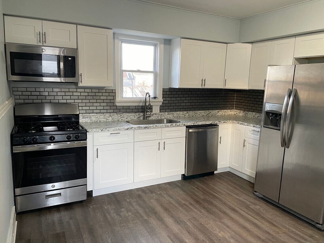 Foto principal - 2303 Althen Ave