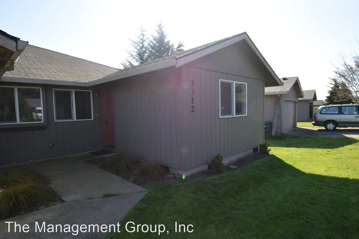 Foto principal - 2 br, 1 bath House - 3312 Addy Street
