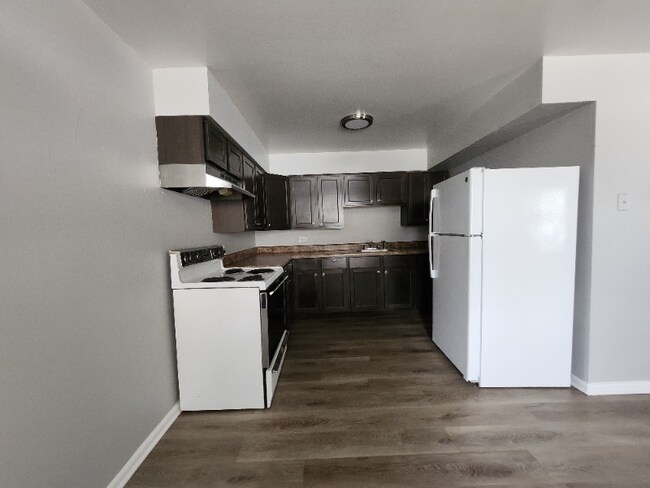 Foto del edificio - 474 W 14th Pl
