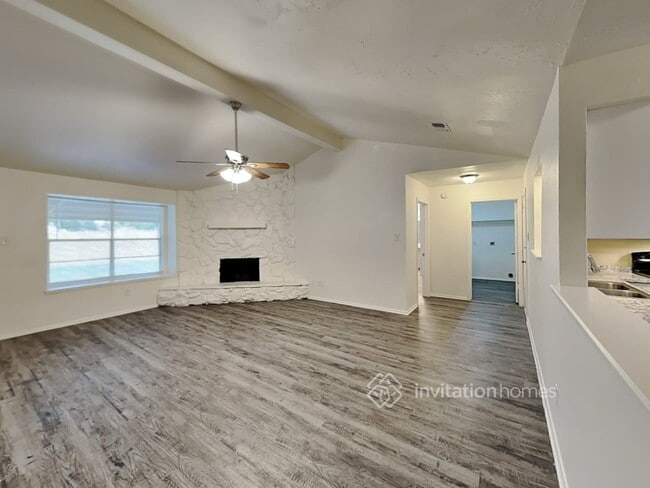 Building Photo - 13942 Towneway Dr