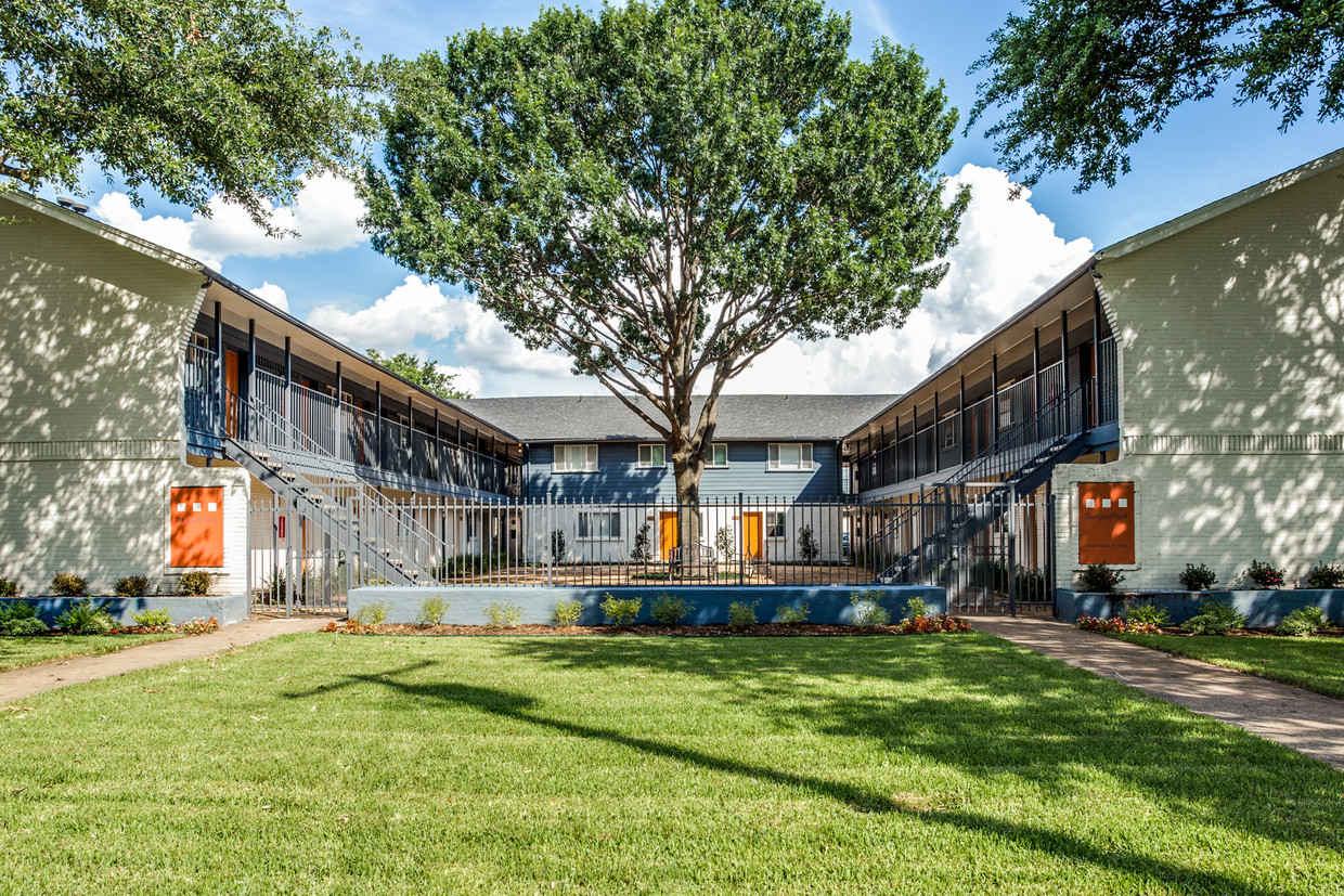 Primary Photo - Reiger Park Apartments