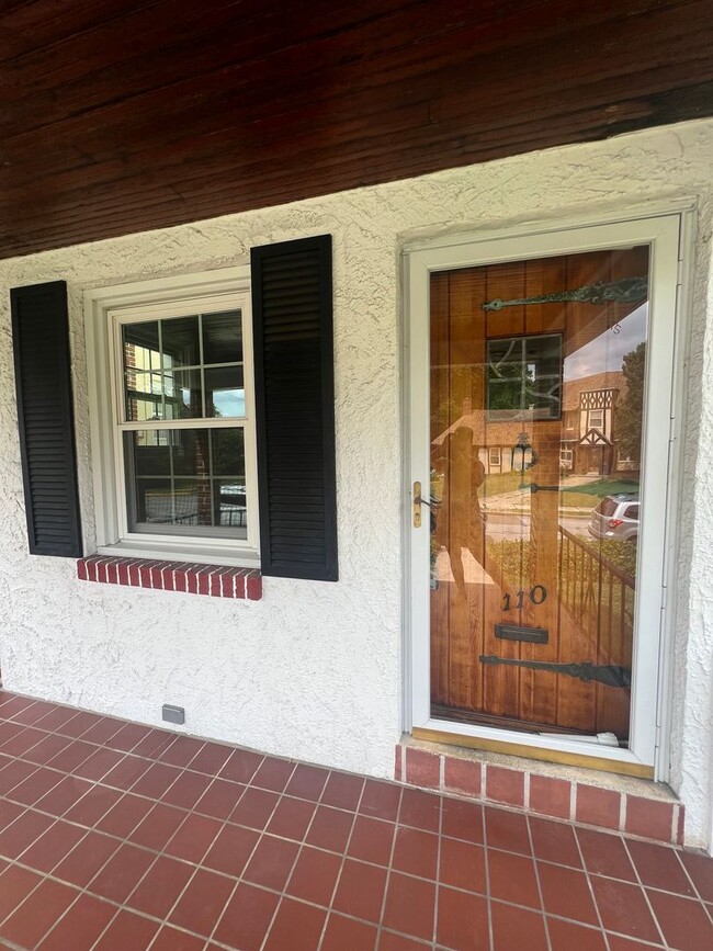 Photo - Charming Renovated Mount Penn 3 BR For Immediate Move In House