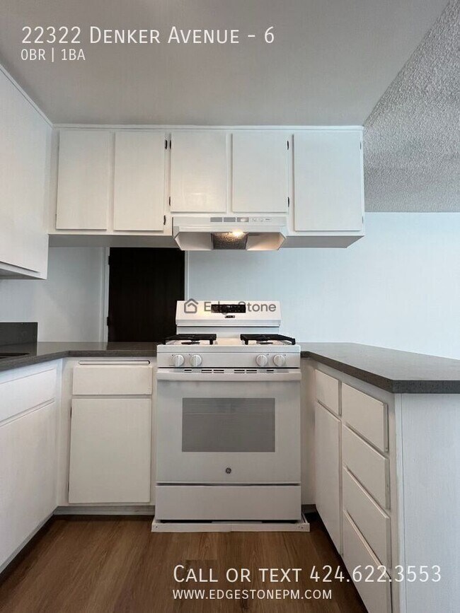 Building Photo - 22322 Denker Ave