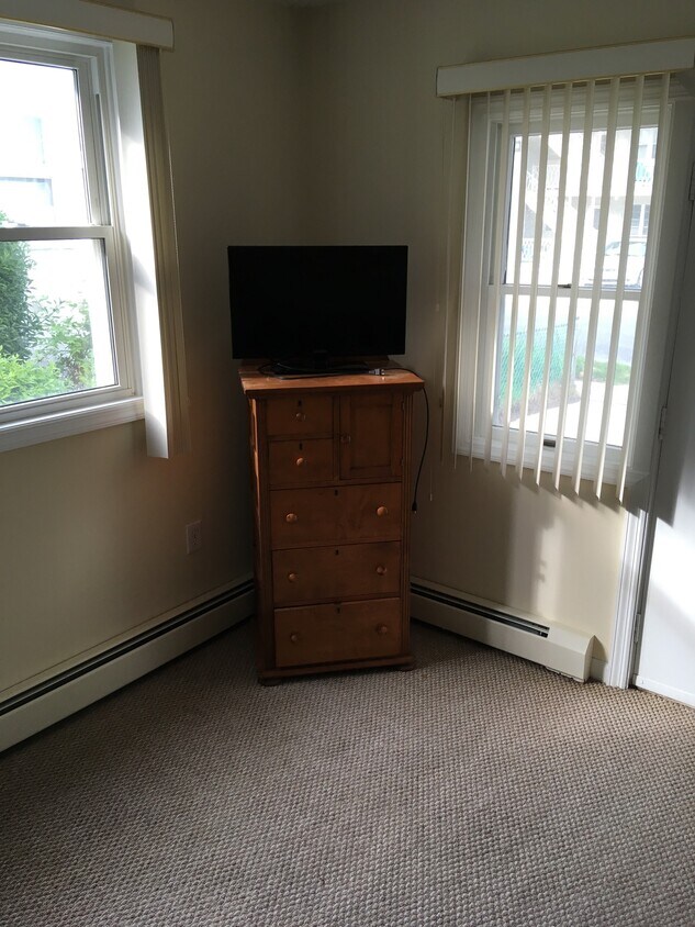 Foto principal - 9401 Atlantic Ave