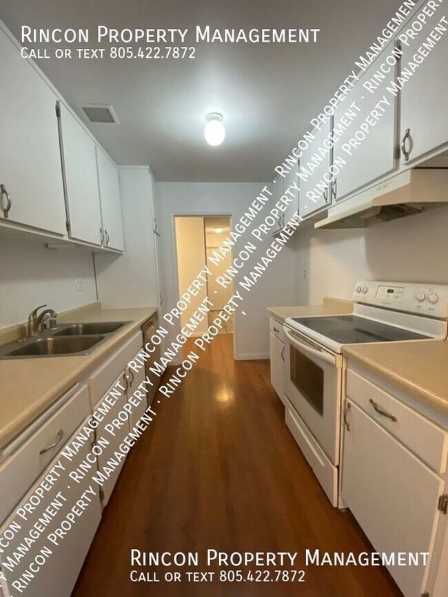 Building Photo - 2 Bedroom 2 Bathroom Home *Buenaventura Ga...