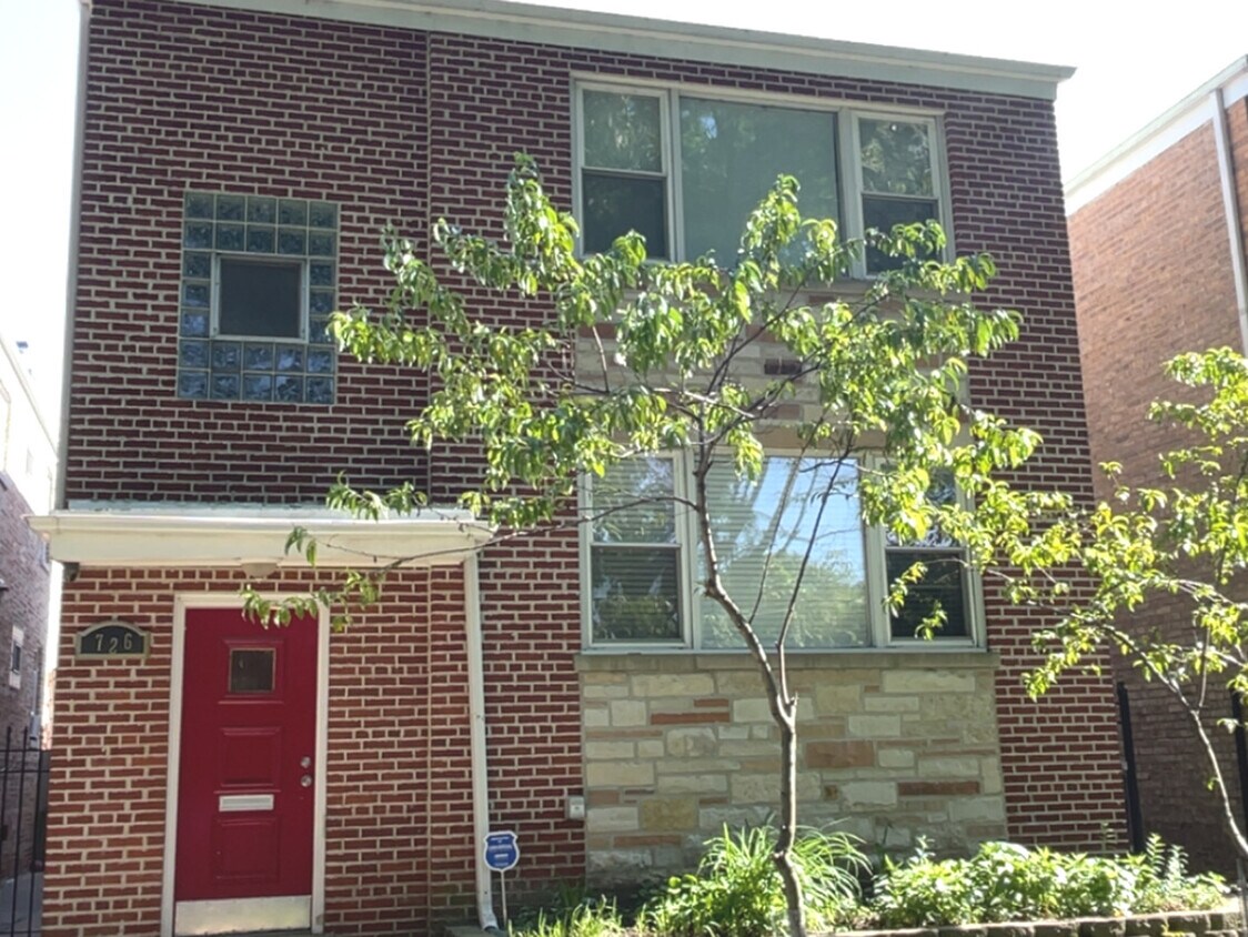 Primary Photo - 726 Dobson St