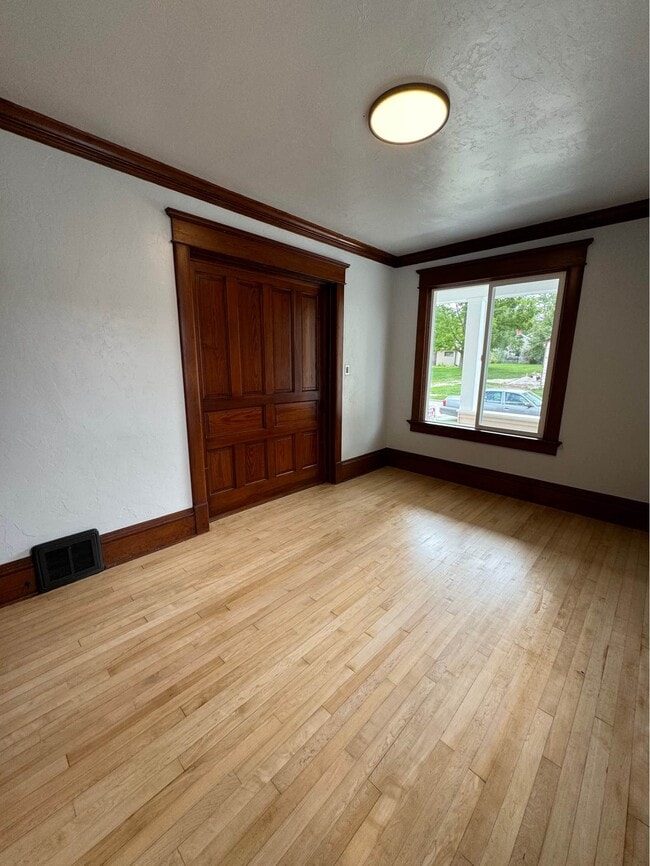 First Floor Bedroom - 116 York St