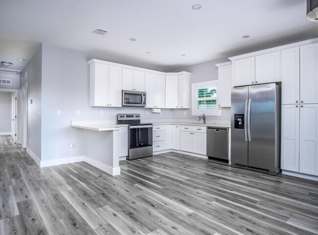 Building Photo - 31550 Avenue B