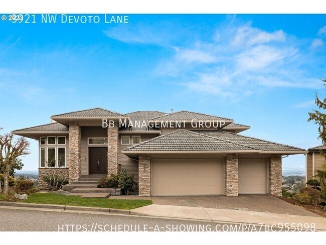 Building Photo - Beautiful Forest Heights Home!! Gourmet ki...