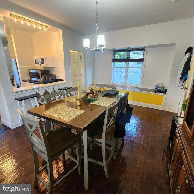 Foto del edificio - 1619 N 5th St