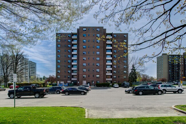 Photo du bâtiment - Linwood Apartment